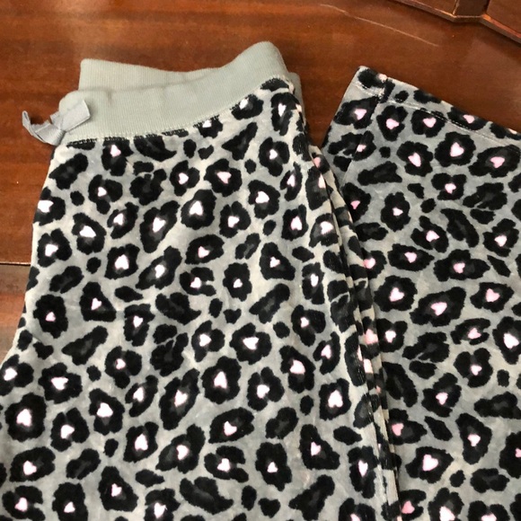 Circo Gray Cheetah Sleep Pants XL - Picture 2 of 6